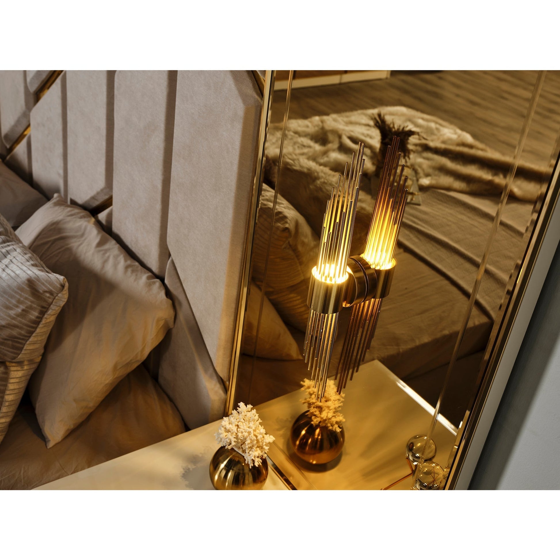 Gold Sängbord med Överdelen - LINE Furniture Group